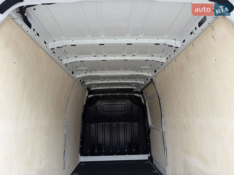Грузовой фургон Renault Master 2022 в Дубно