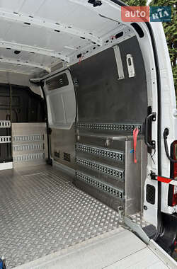 Вантажний фургон Renault Master 2021 в 