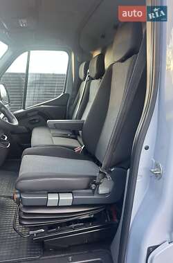 Грузовой фургон Renault Master 2020 в 