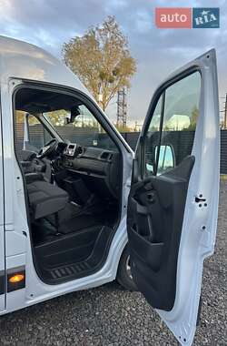 Грузовой фургон Renault Master 2020 в 