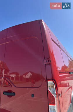 Грузовой фургон Renault Master 2019 в 