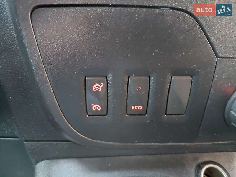 Грузовой фургон Renault Master 2017 в Ивано-Франковске
