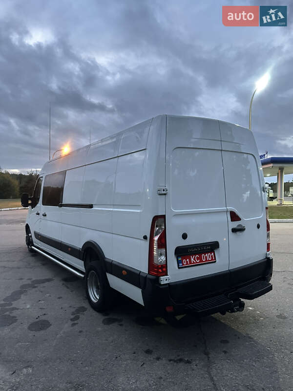 Вантажопасажирський фургон Renault Master 2015 в Ковелі