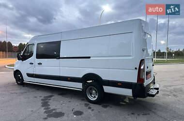 Грузопассажирский фургон Renault Master 2015 в 