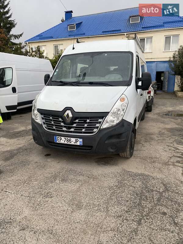 Микроавтобус грузовой (до 3,5т) Renault Master 2017 в 