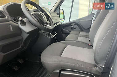 Вантажний фургон Renault Master 2021 в 