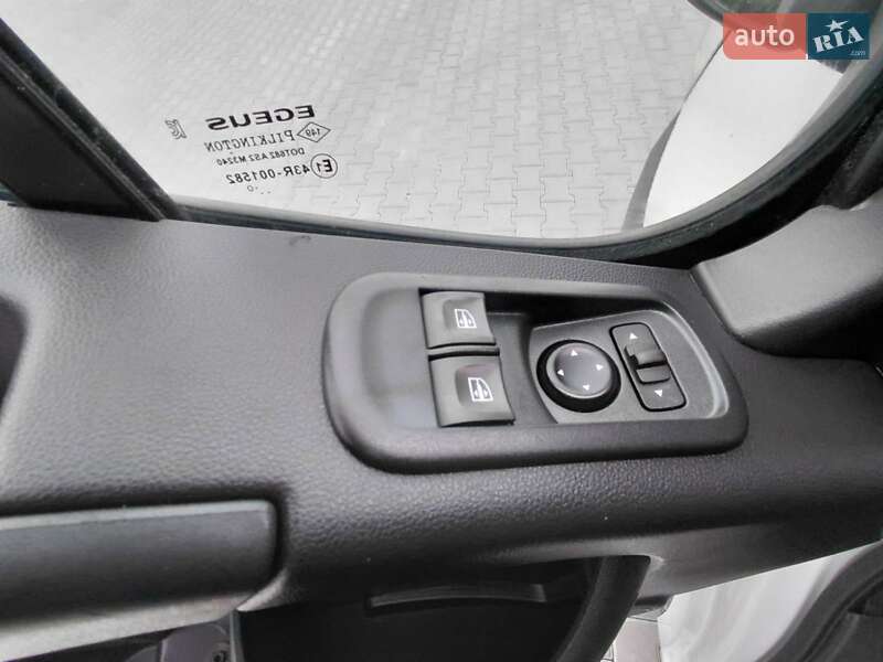 Тентованый Renault Master 2021 в Киеве