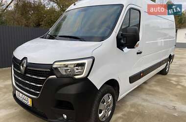 Грузовой фургон Renault Master 2022 в 
