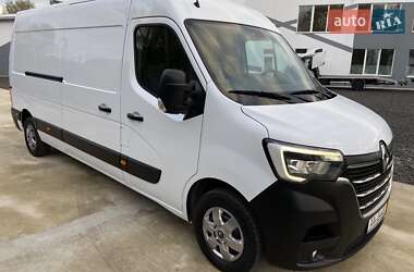 Грузовой фургон Renault Master 2022 в 