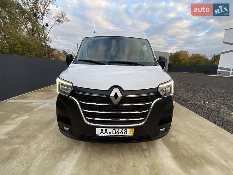 Грузовой фургон Renault Master 2022 в Киеве