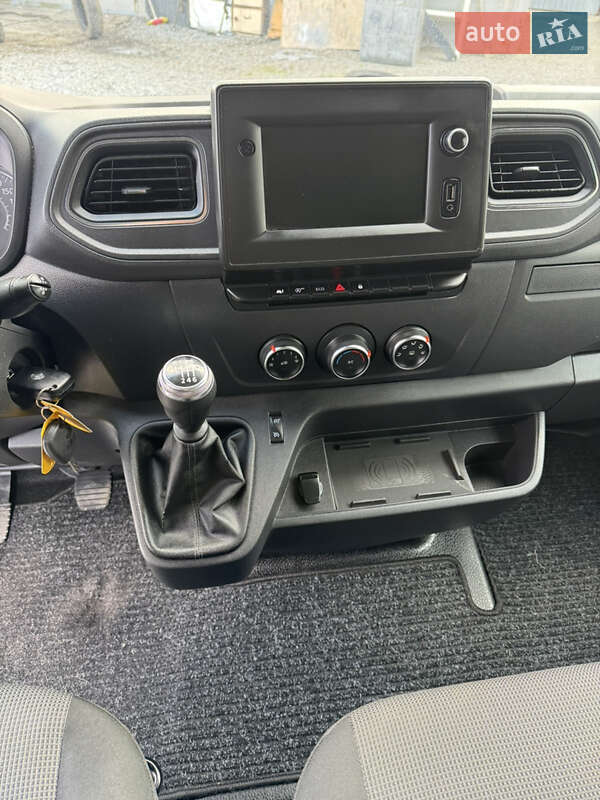 Грузовой фургон Renault Master 2021 в Ровно