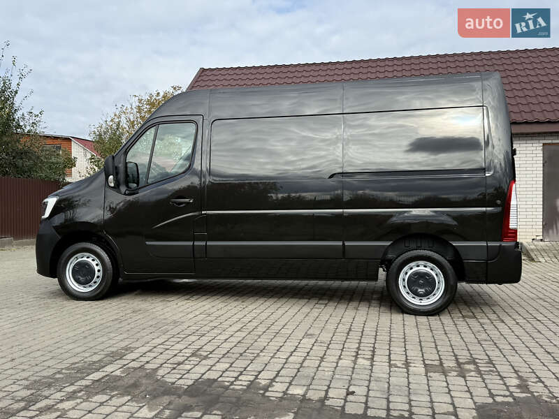 Грузовой фургон Renault Master 2022 в Киеве