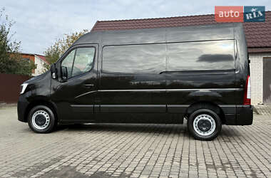 Вантажний фургон Renault Master 2022 в 