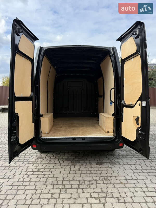 Грузовой фургон Renault Master 2022 в Киеве