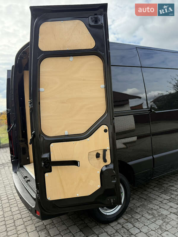 Грузовой фургон Renault Master 2022 в Киеве