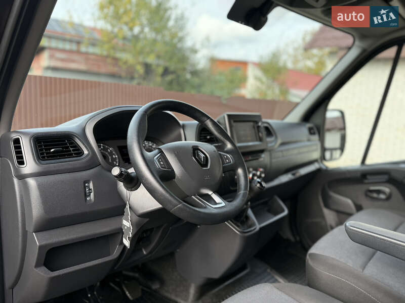 Грузовой фургон Renault Master 2022 в Киеве