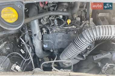 Грузовой фургон Renault Master 2015 в  фото 4 Грузовой фургон Renault Master 2015 в