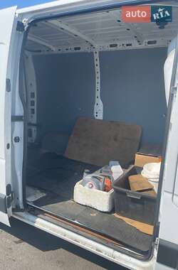 Грузовой фургон Renault Master 2015 в  фото 7 Грузовой фургон Renault Master 2015 в