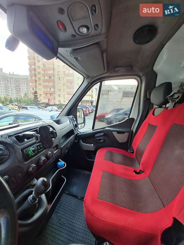 Грузовой фургон Renault Master 2011 в Киеве фото 35 Грузовой фургон Renault Master 2011 в Киеве