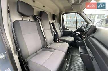 Вантажний фургон Renault Master 2023 в 