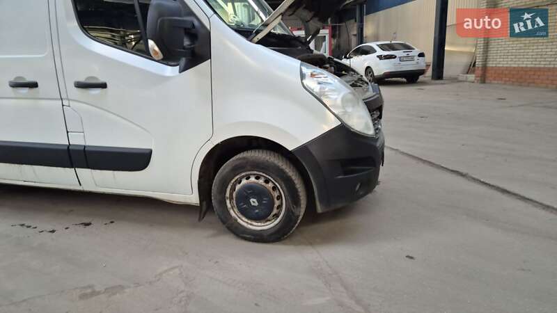 Вантажний фургон Renault Master 2017 в Харкові