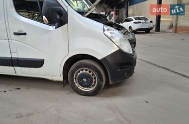 Грузовой фургон Renault Master 2017 в 