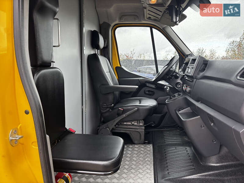 Грузовой фургон Renault Master 2020 в Львове