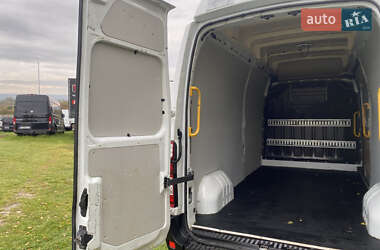 Грузовой фургон Renault Master 2018 в  фото 18 Грузовой фургон Renault Master 2018 в