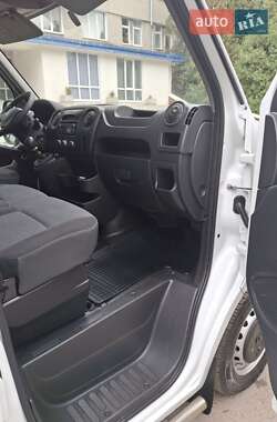 Грузовой фургон Renault Master 2018 в 