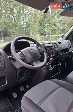 Грузовой фургон Renault Master 2018 в 