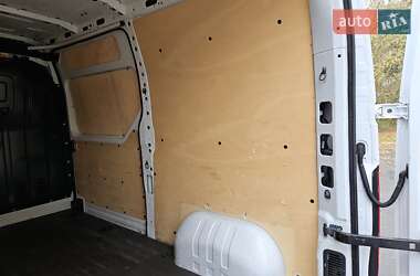 Мікроавтобус вантажний (до 3,5т) Renault Master 2017 в 