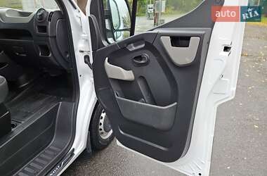 Мікроавтобус вантажний (до 3,5т) Renault Master 2017 в 