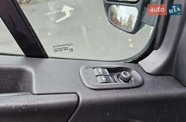 Мікроавтобус вантажний (до 3,5т) Renault Master 2017 в 