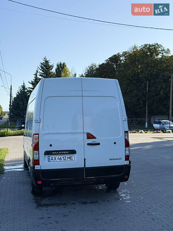 Грузовой фургон Renault Master 2016 в Миргороде