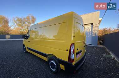 Грузовой фургон Renault Master 2022 в 