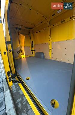Грузовой фургон Renault Master 2022 в 