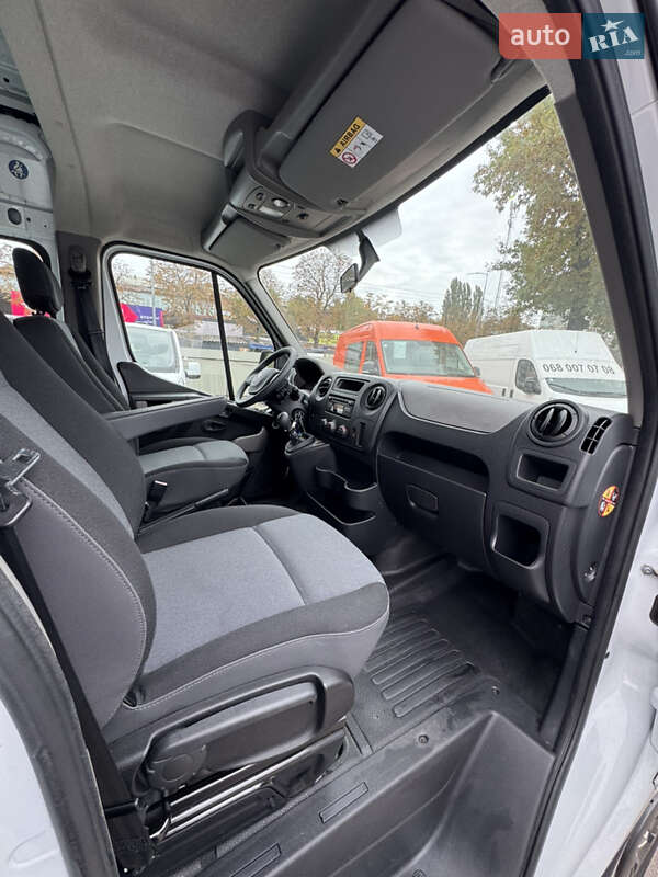 Вантажопасажирський фургон Renault Master 2015 в Києві фото 22 Вантажопасажирський фургон Renault Master 2015 в Києві