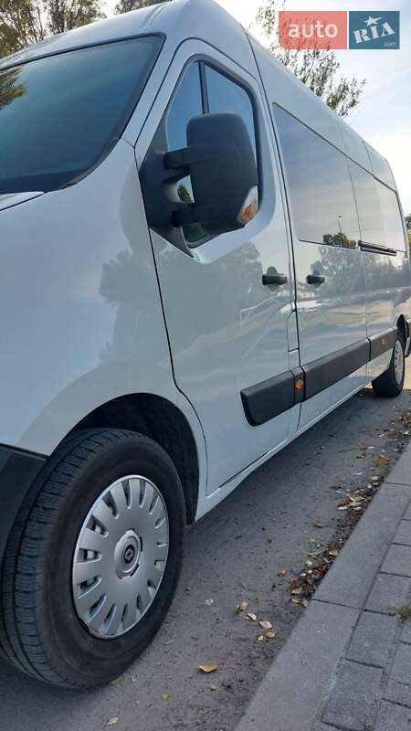 Грузовой фургон Renault Master 2018 в Дубно