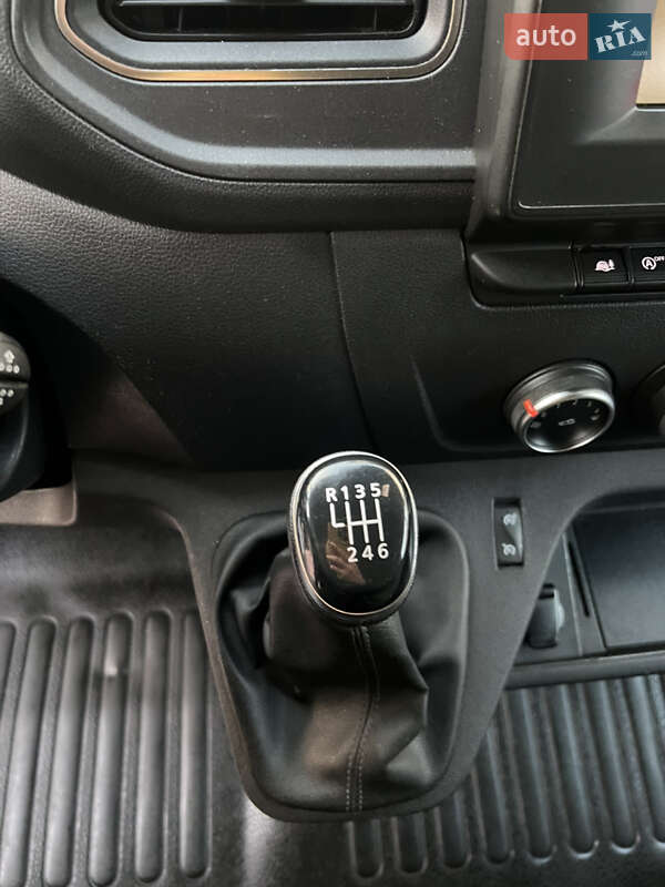 Грузовой фургон Renault Master 2020 в Тернополе