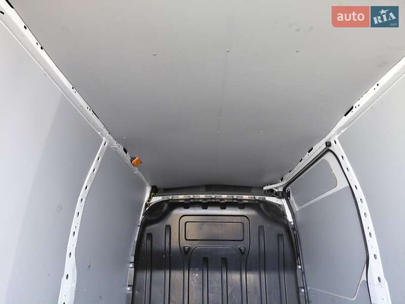 Грузовой фургон Renault Master 2020 в Ивано-Франковске фото 27 Грузовой фургон Renault Master 2020 в Ивано-Франковске