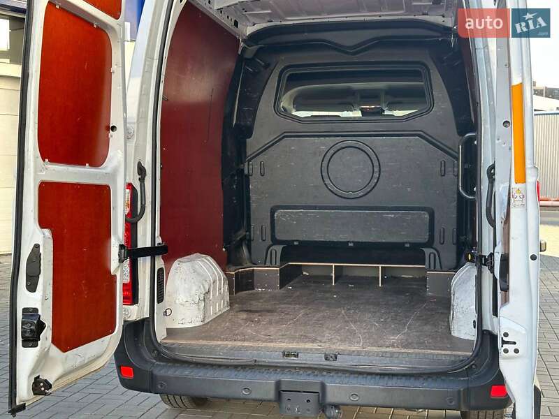 Вантажний фургон Renault Master 2019 в Одесі фото 13 Вантажний фургон Renault Master 2019 в Одесі