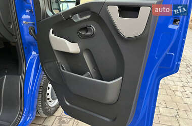 Грузовой фургон Renault Master 2018 в  фото 32 Грузовой фургон Renault Master 2018 в