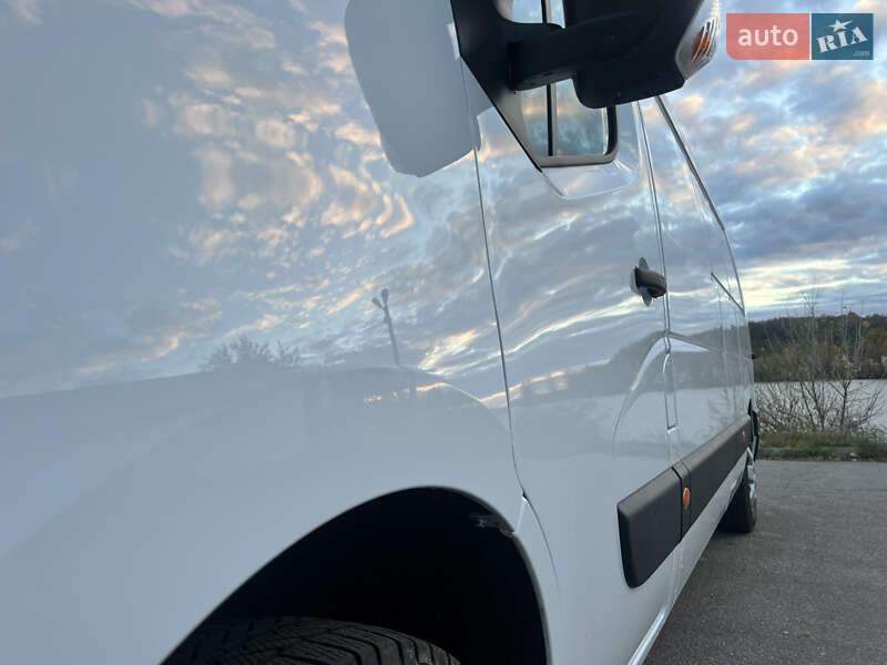 Мікроавтобус вантажний (до 3,5т) Renault Master 2022 в Бердичеві