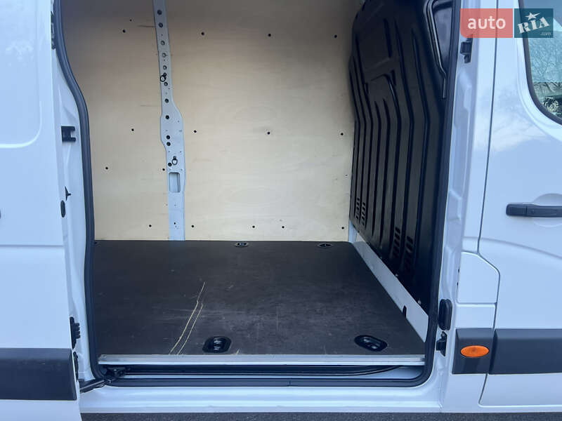 Мікроавтобус вантажний (до 3,5т) Renault Master 2022 в Бердичеві