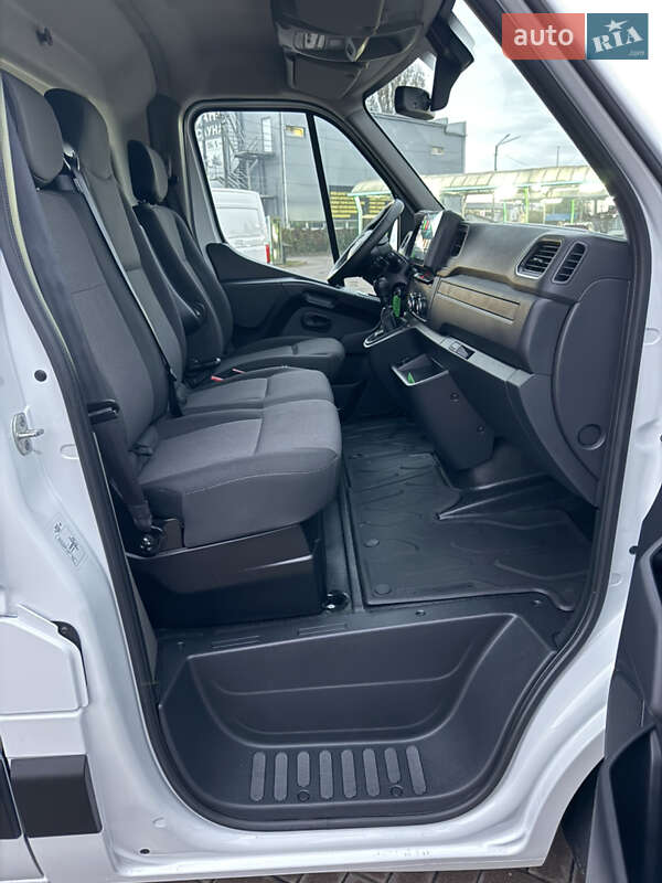 Вантажний фургон Renault Master 2022 в Києві