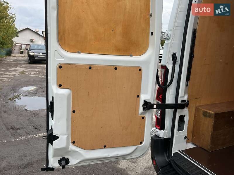 Грузовой фургон Renault Master 2020 в Дубно