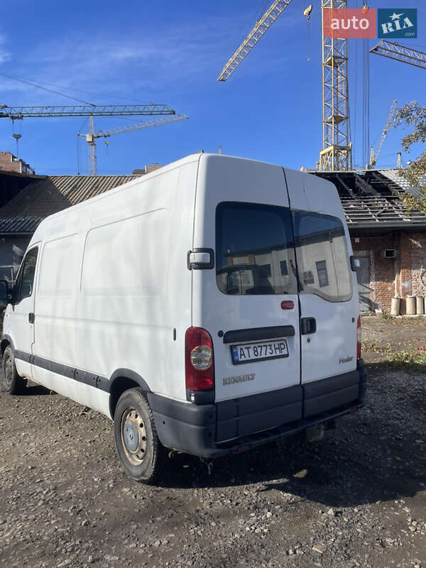 Вантажний фургон Renault Master 2006 в Івано-Франківську