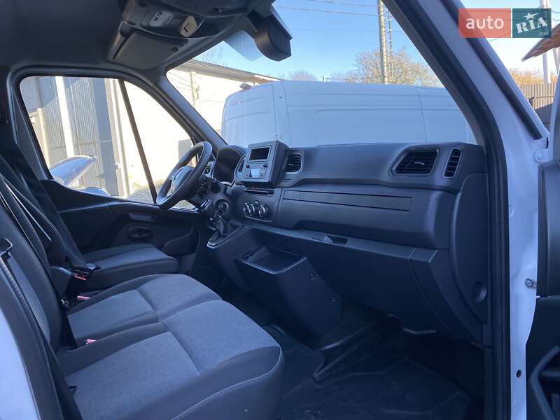 Платформа Renault Master 2020 в Хусті