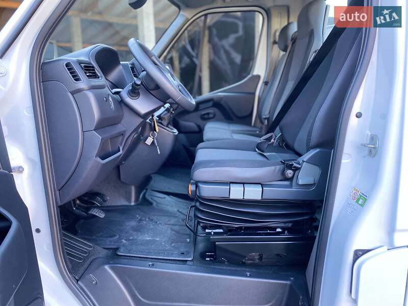 Платформа Renault Master 2020 в Хусті