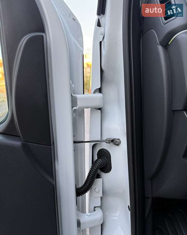 Рефрижератор Renault Master 2022 в Ковеле фото 49 Рефрижератор Renault Master 2022 в Ковеле